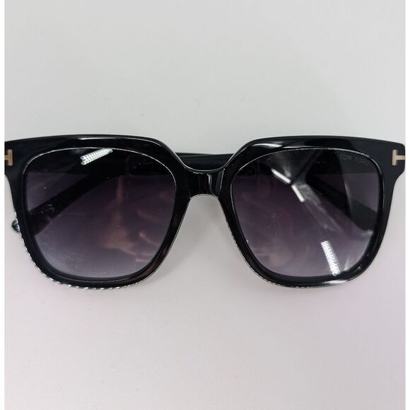 Tom Ford Black Wayfarer Sunglasses - Picture 1 of 9